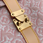 Louis Vuitton Pochette Mia