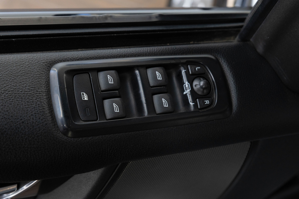 Land Rover Discovery, 2010 год