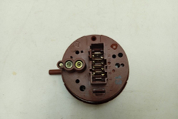 WFO2050 кт156 Дозатор подачи воды для стиральной машины Bosch 5500003654 б/у