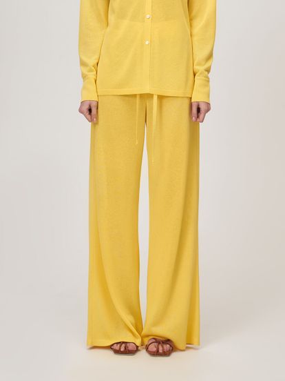 Женские брюки желтого цвета из вискозы - фото 2