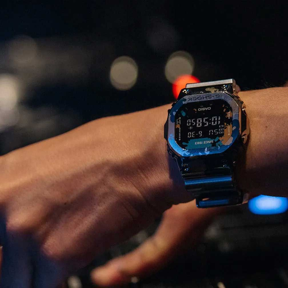 Мужские наручные часы Casio G-Shock GM-5600SS-1