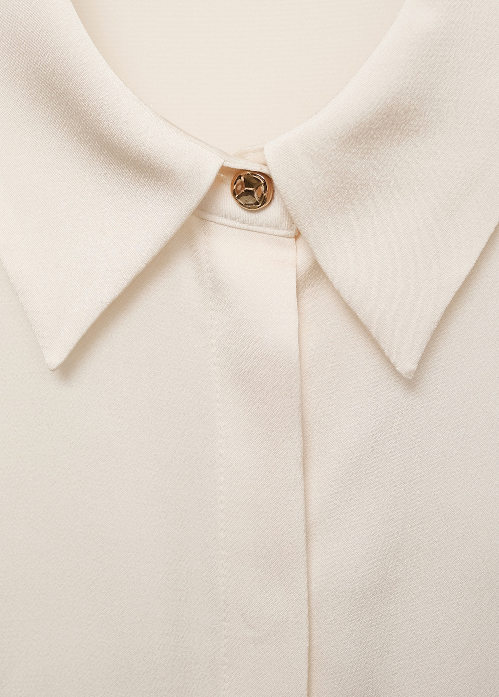 Струящаяся рубашка с атласным блеском