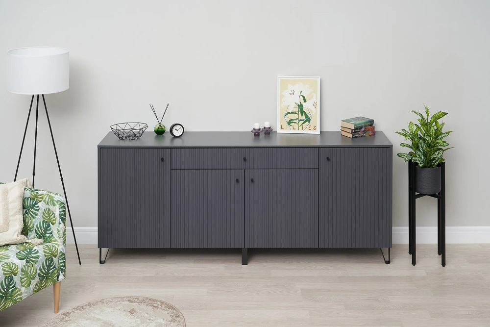 Комод Тесса с ножками, лдсп/мдф, 200х42.6х83 см