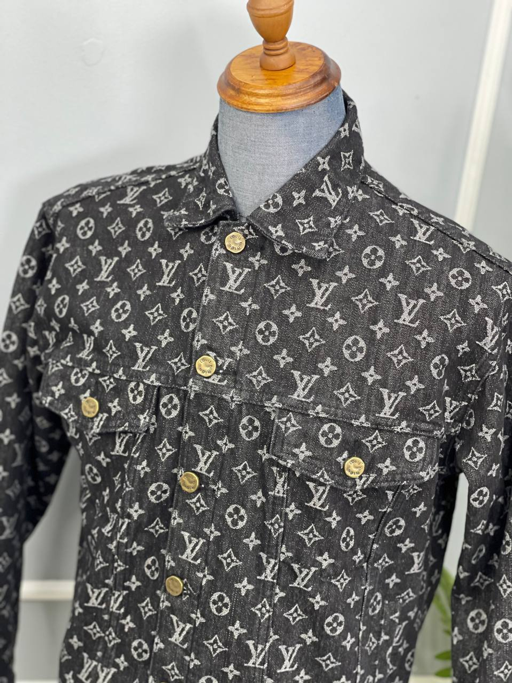 Джинсовая куртка Louis Vuitton