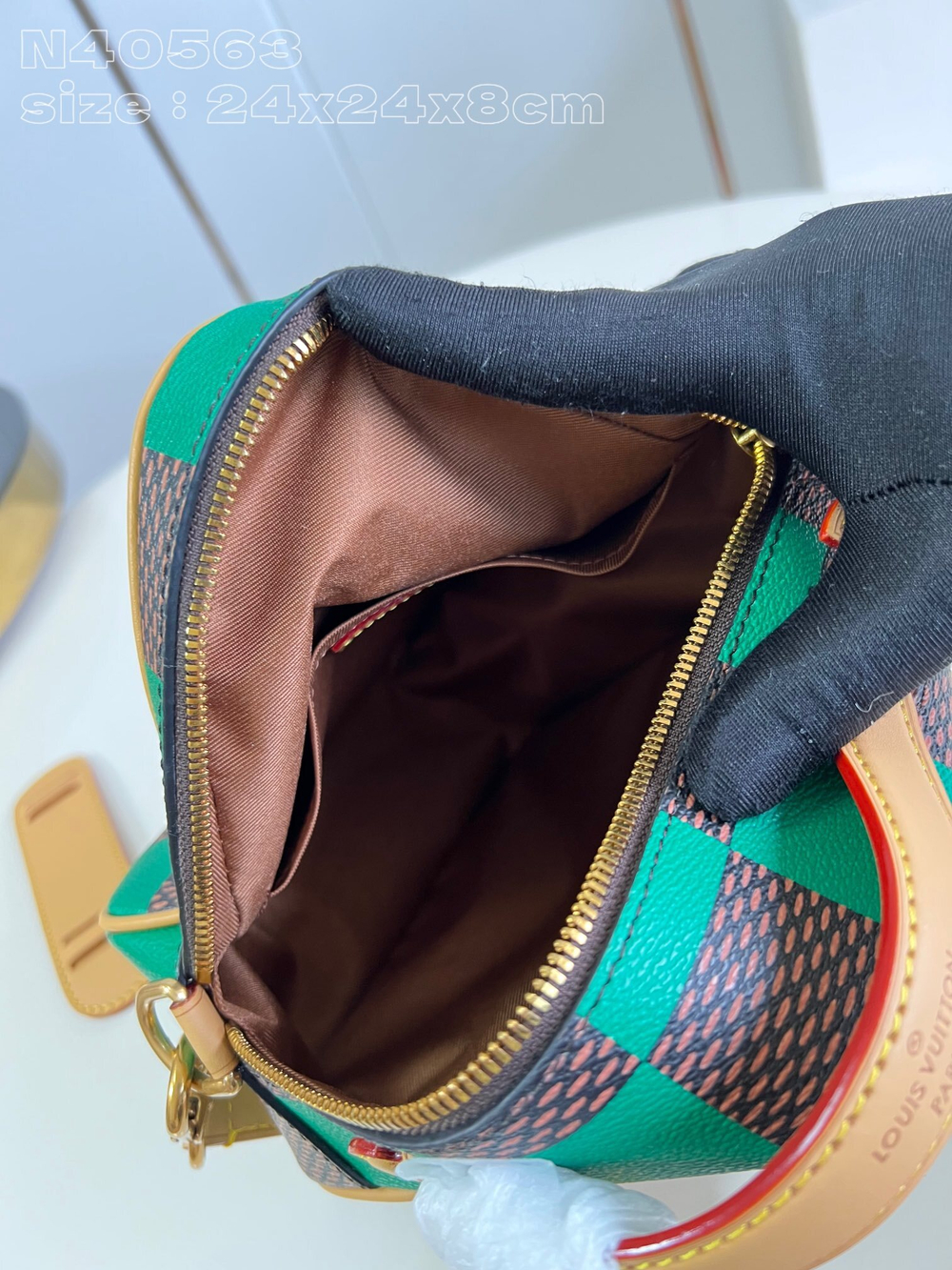 Louis Vuitton Chess Messenger