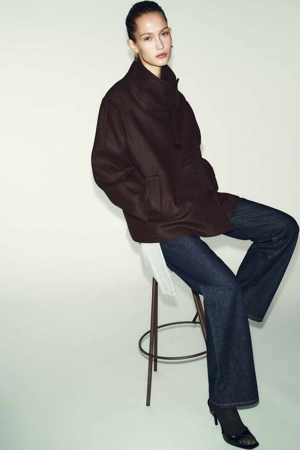 ZARA КОРОТКОЕ ПАЛЬТО ИЗ СМЕСОВОЙ ШЕРСТИ С ВОРОТНИКОМ СТОЙКОЙ, КОРИЧНЕВЫЙ