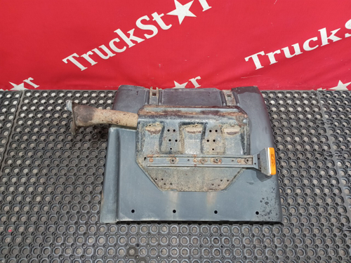 Крыло заднее левое передняя часть