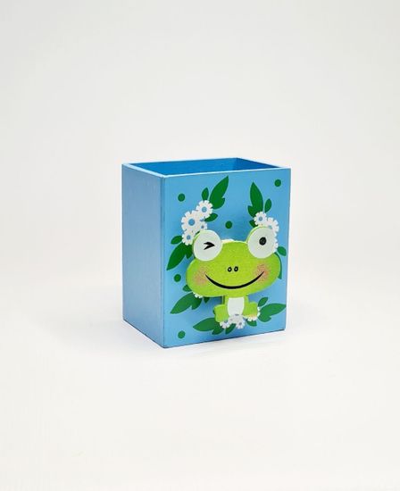 Подставка для ручек из дерева, замок