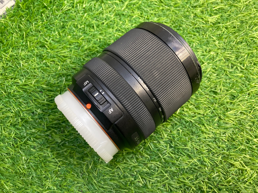 Sony DT 18-135mm 3.5-5.6 SAM (SAL-18135 )