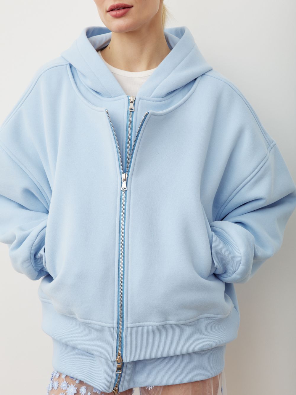 БОМБЕР-ОЛИМПИЙКА СВЕТЛО-ГОЛУБОЙ