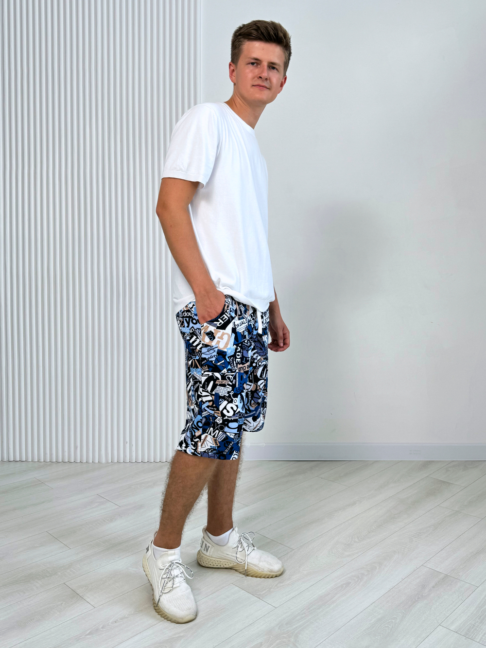 Шорты для мальчика подростковые "Буквы на белом"