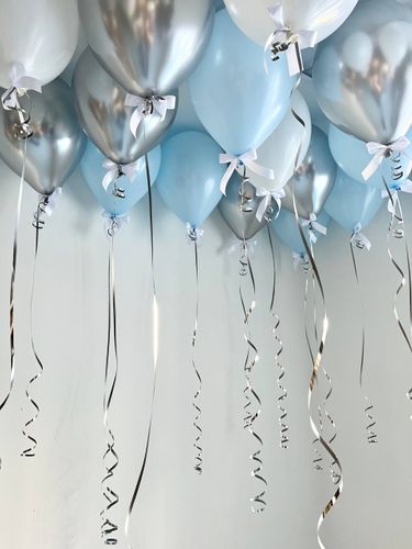 Акции и Палитра