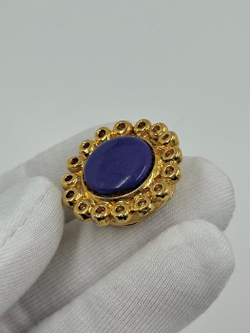 Накладка на пуговицу с фиолетовой вставкой