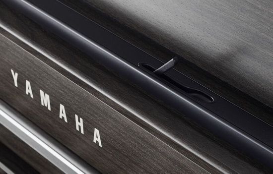 Цифровое пианино YAMAHA Clavinova CLP-735 DW