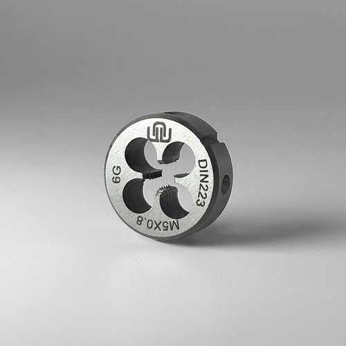DIN223 M5X0.8 6G HSS Плашка