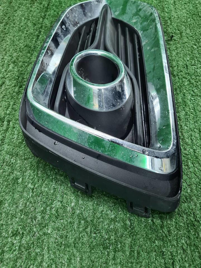 Накладка ПТФ правая Hyundai Solaris 2 (2017-2020)