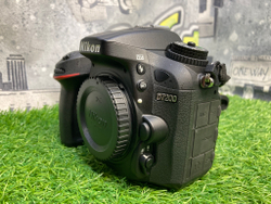 Nikon D7200 (5.800 кадров)
