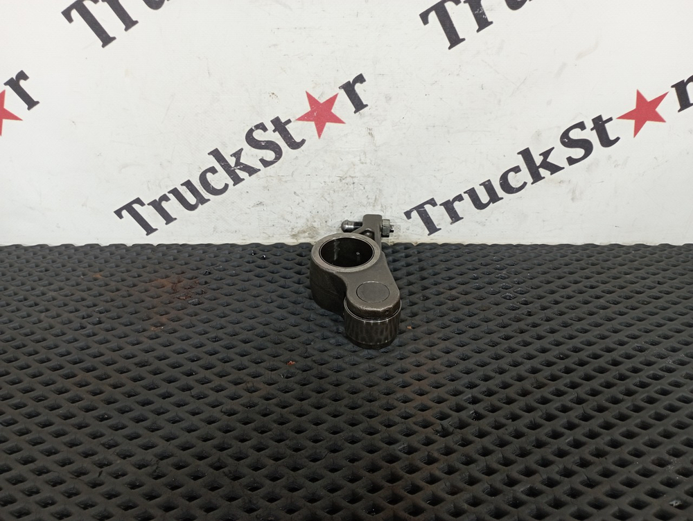 Рокер форсунки 2017г.