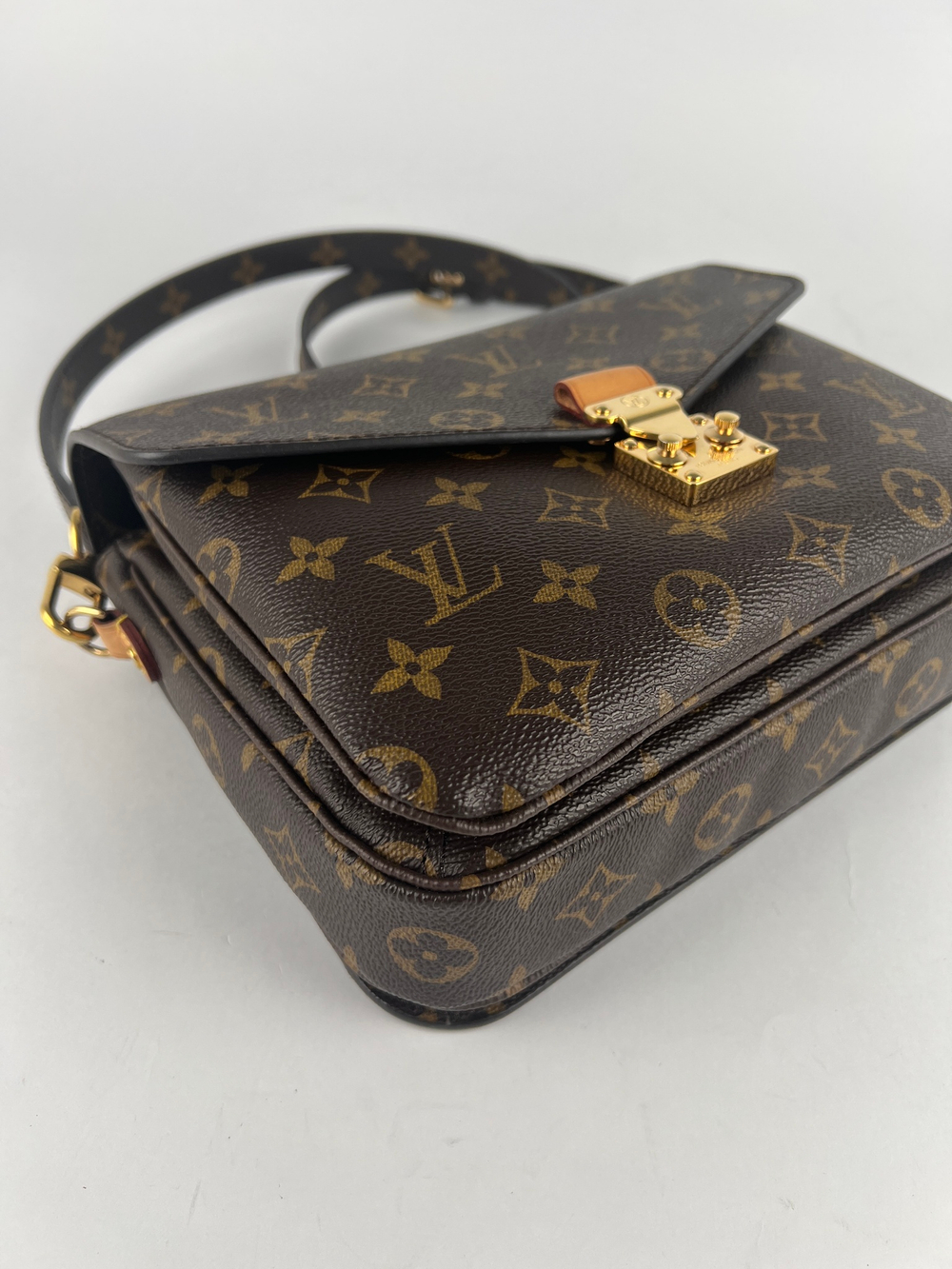 Сумка Louis Vuitton Pochette Metis