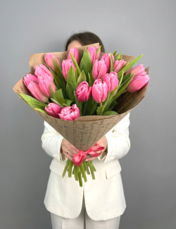 Букет из розовых тюльпанов