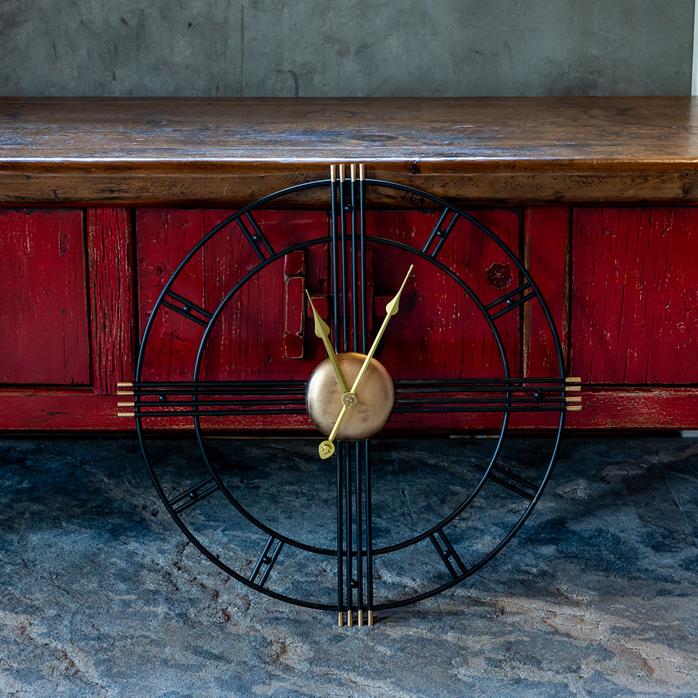 Часы настенные Объект мечты Блез Блэк