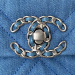 Chanel 19 26 cm