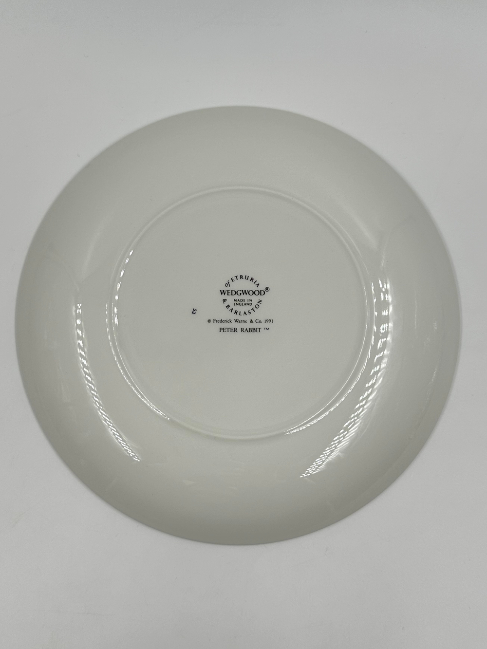 Тарелка Merry Christmas from Peter Rabbit Wedgwood 1991 год