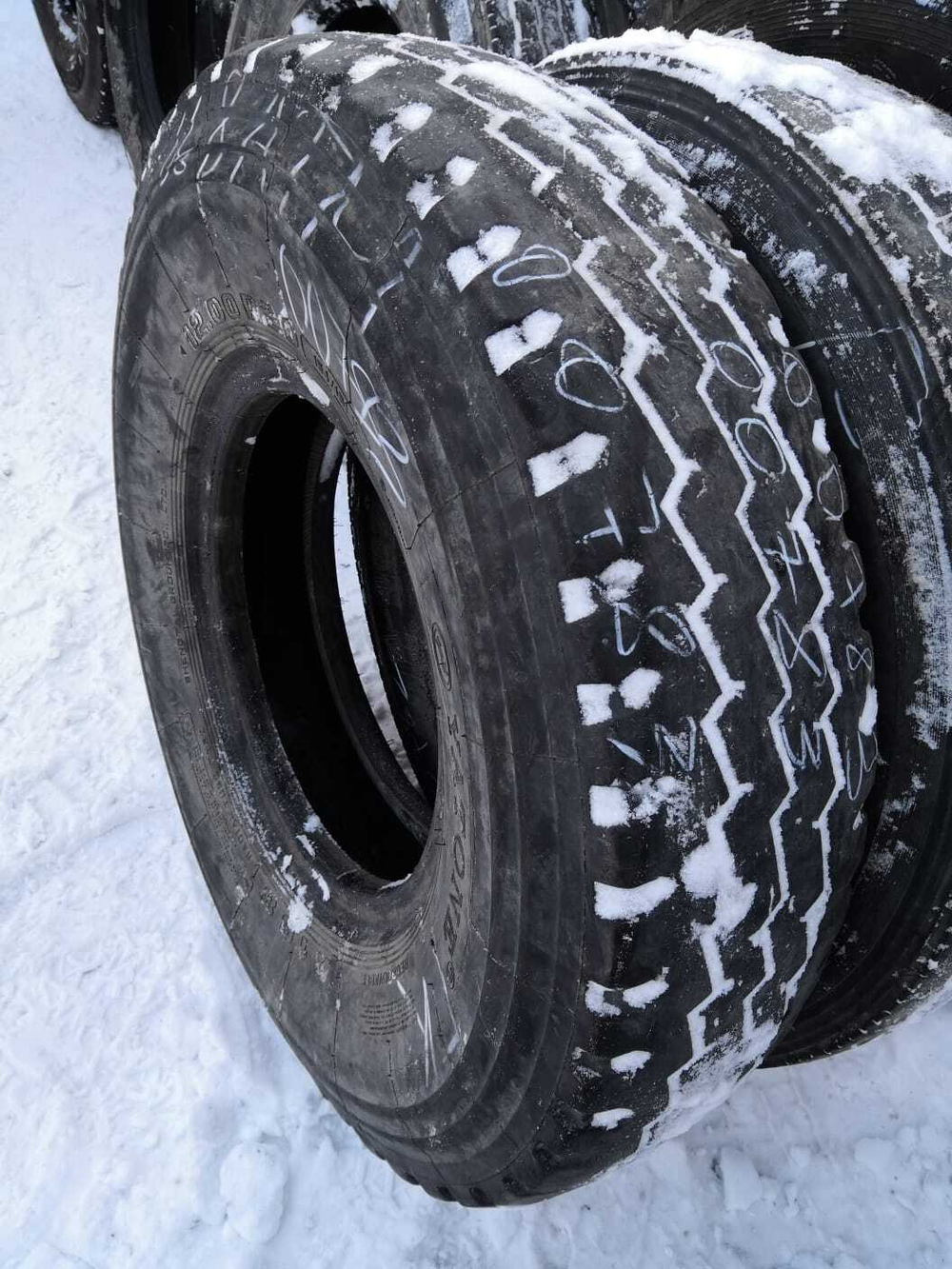 12.00R20 Yatone A168 шина б/у