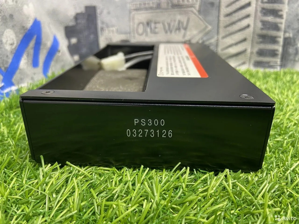 Батарейный блок Nissin ps300