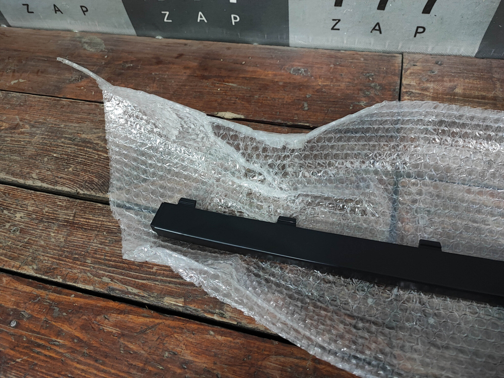 Накладка переднего бампера Volvo XC90 2 14-19 Новая Оригинал 31383799