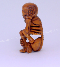 Нэцкэ Скелет