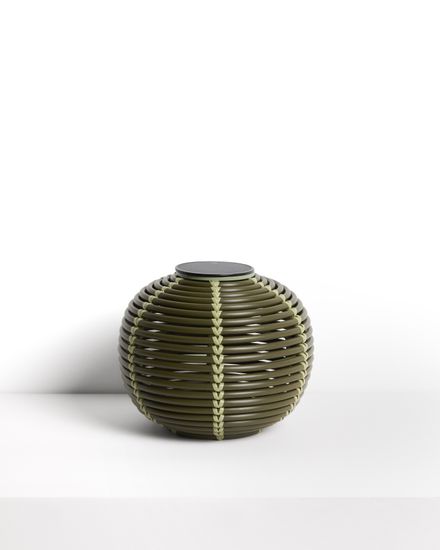 Настольная лампа Garoina на солнечных батареях из зеленого искусственного ротанга, 25 см