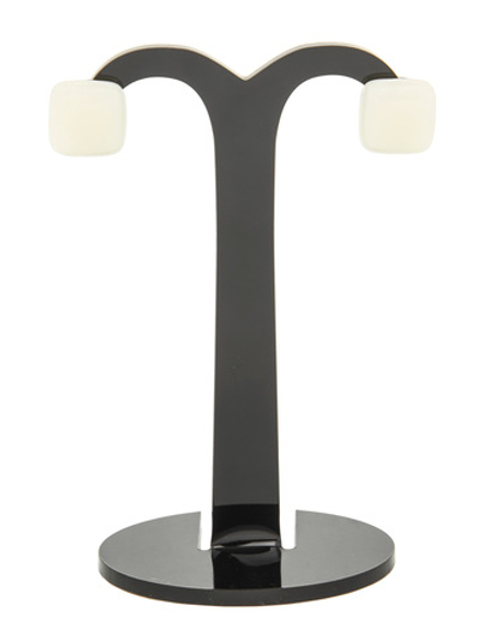 Пусеты Sandro Quadro