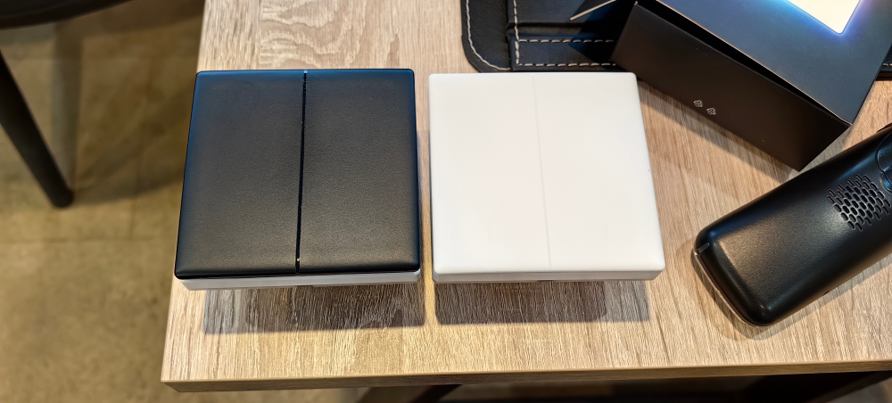 Декорированние выключателя (оклейка пленкой в цвет заказчика)