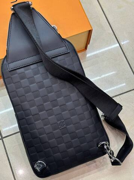 Слинг Louis Vuitton