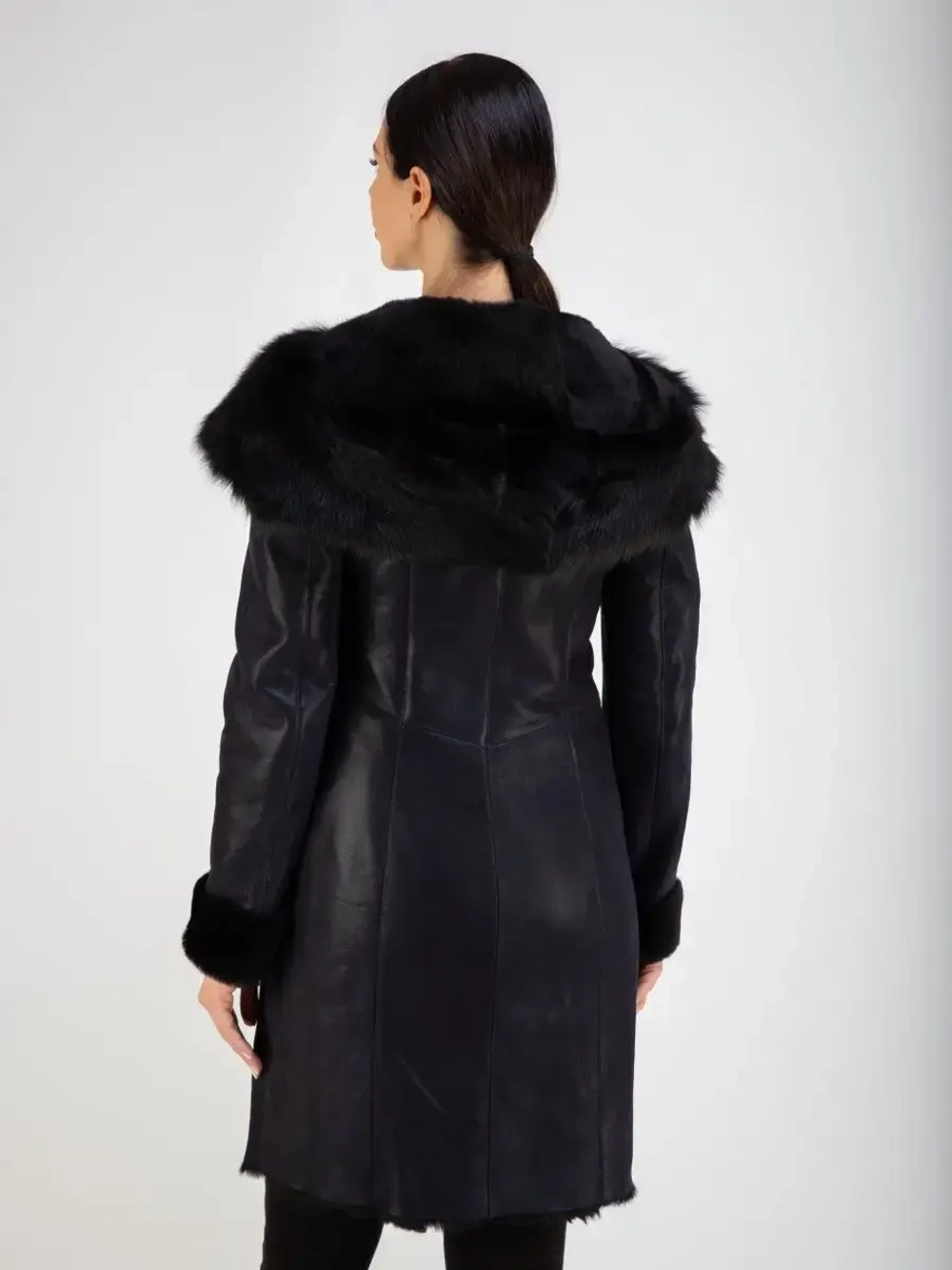 Дубленка женская натуральная длинная с капюшоном Турция