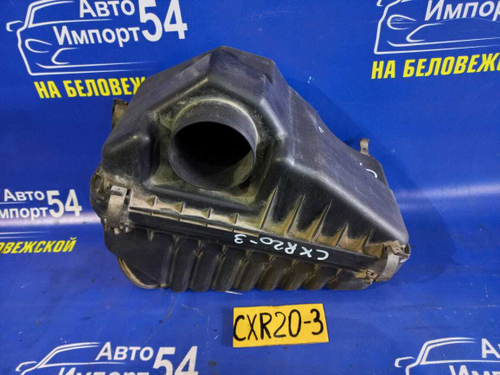 Корпус воздушного фильтра TOYOTA ESTIMA 1996