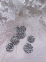 Пуговицы серебристые с квадратными деталями и прозрачной серой эмалью с блестками