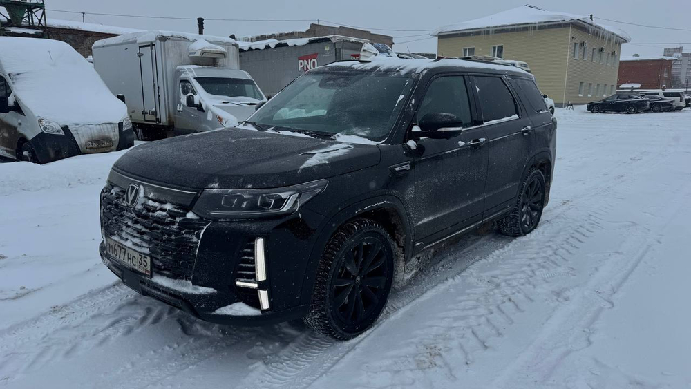 Changan CS95 Black edition Tech 2.0T 8AT