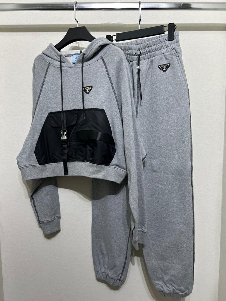Костюм Prada