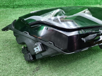 Фара правая Geely Coolray (2019-2023) LED