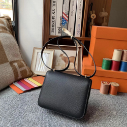 Hermes Constance 18