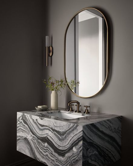 Золотое овальное зеркало “Рейли”