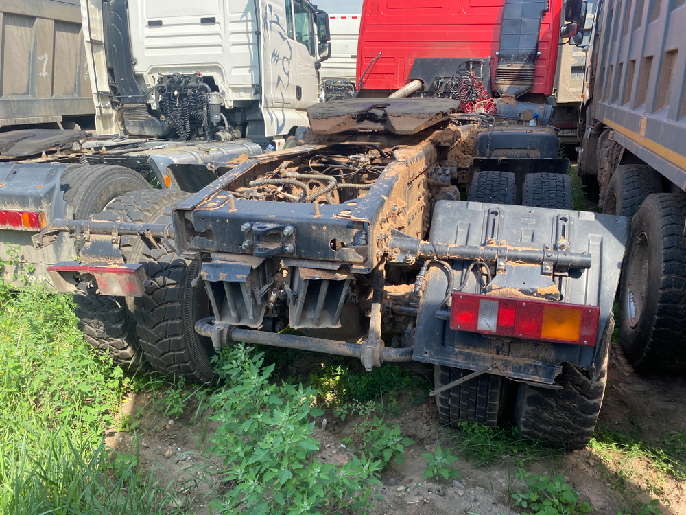 МАЗ 6432 6x6 Седельный тягач 643228 (Дизельный, 11,6 л, 423 л.с., МТ)