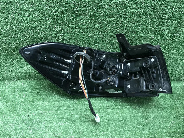 Фонарь правый внешний Chery Tiggo 8 Pro Max 22-нв