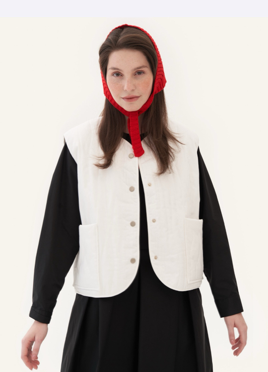 Жилет стеганый, белый