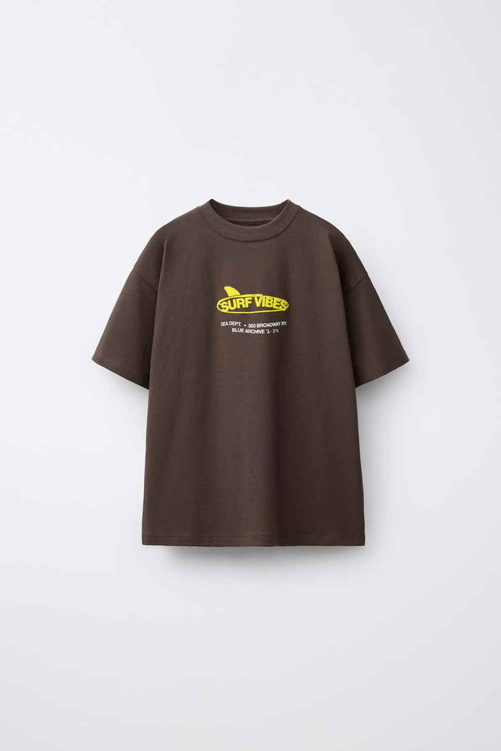 ZARA ФУТБОЛКА С РЕЛЬЕФНЫМ ПРИНТОМ SURF VIBES, КОРИЧНЕВЫЙ