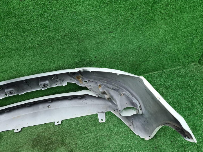 Бампер передний Lada Granta (2018-н.в.)