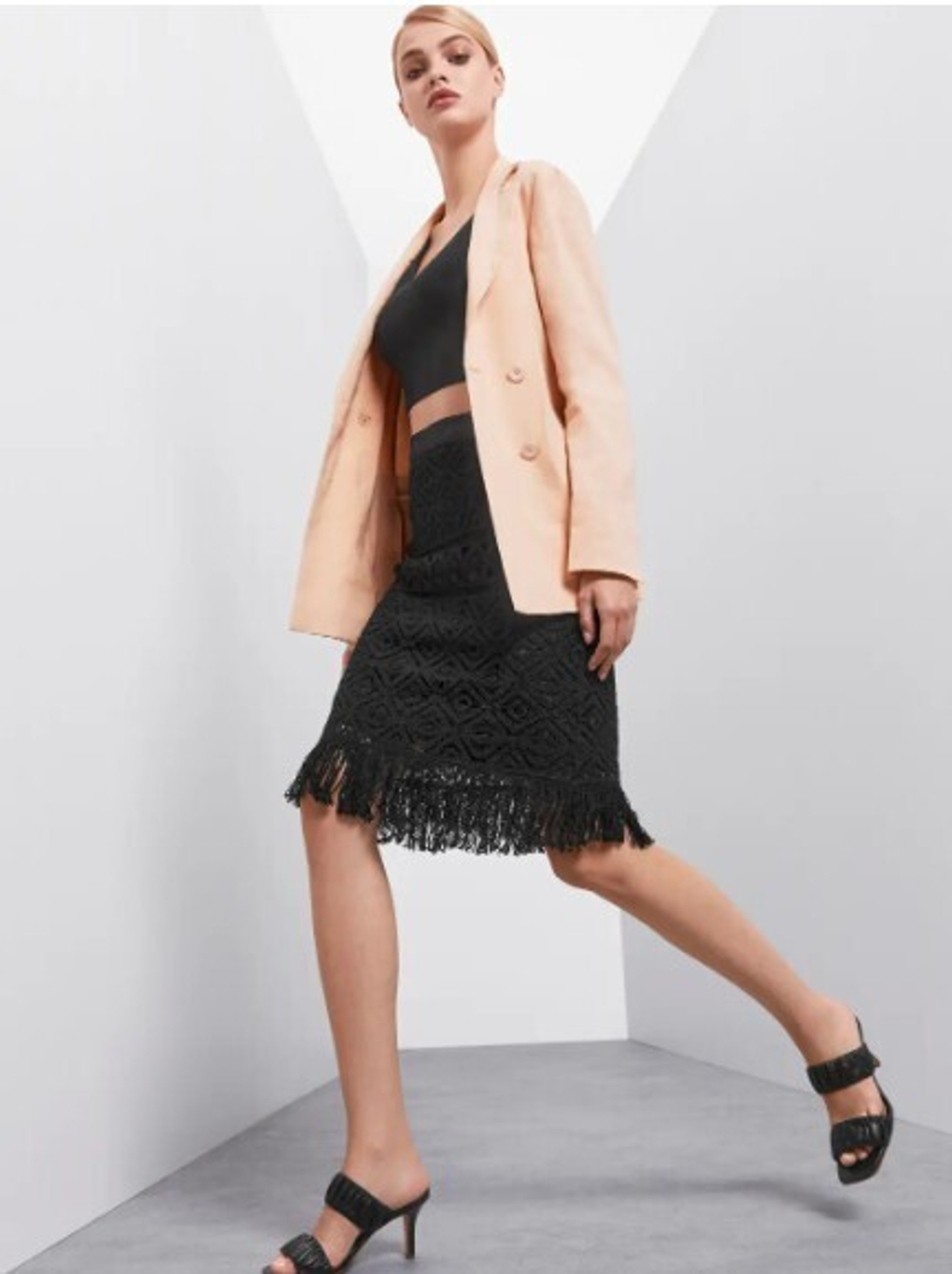import_files_c9_c9663f9af68311eeae24b4b4cf415ee7_05d21059096d11efae27e46f13f42204