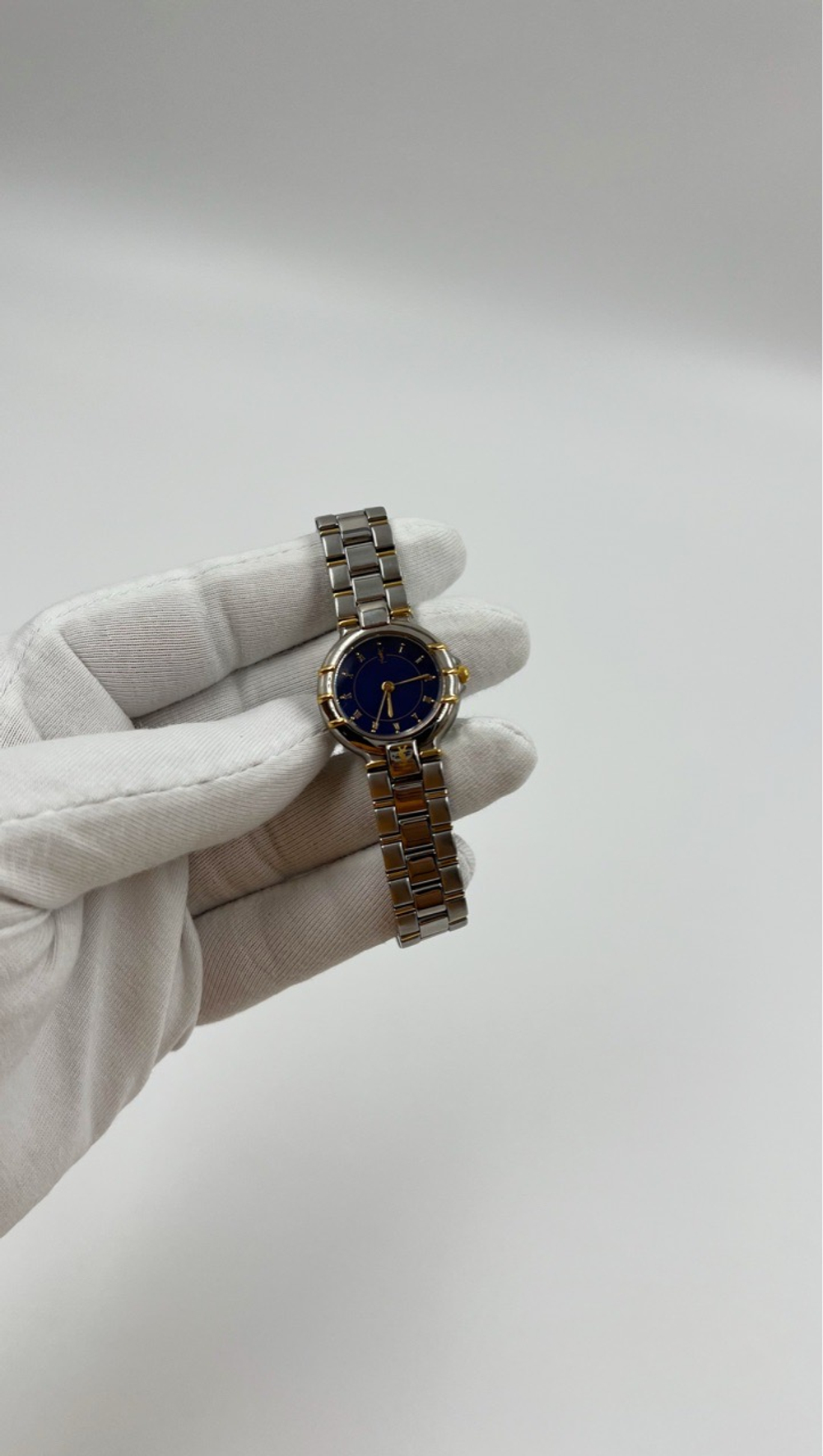 Часы Yves Saint Laurent